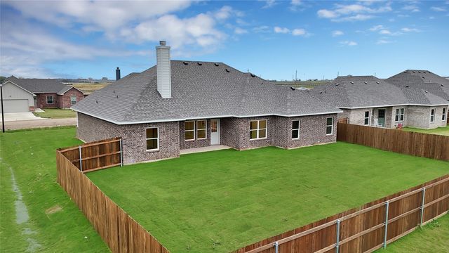 109 Panther Loop, Mabank, TX 75147
