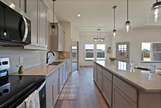 109 Panther Loop, Mabank, TX 75147