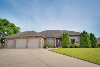 1720 Magnolia Court, Sauk City, WI 53583