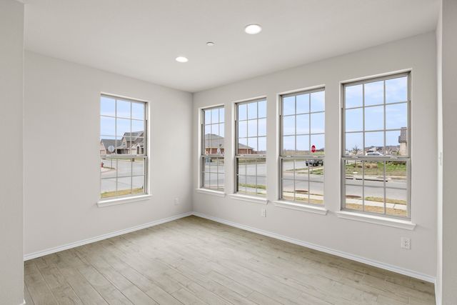 4609 Avion Drive, Sanger, TX 76266