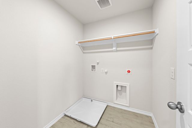 4609 Avion Drive, Sanger, TX 76266