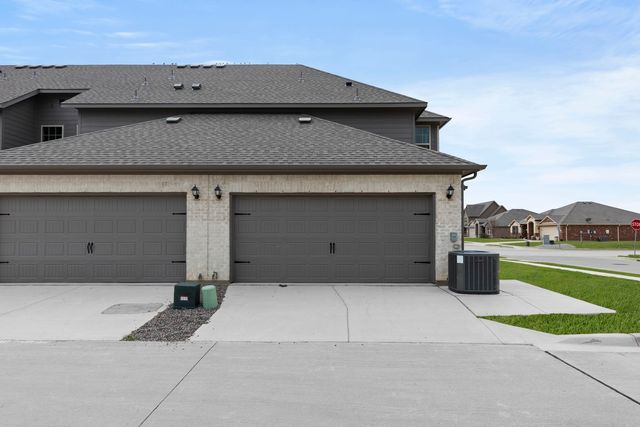 4609 Avion Drive, Sanger, TX 76266