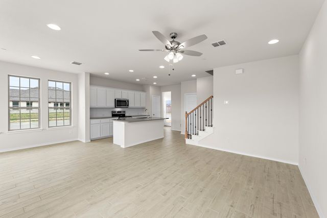 4609 Avion Drive, Sanger, TX 76266