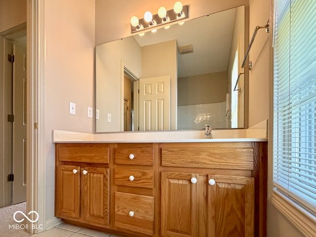 1610 Trainers Circle, Indianapolis, IN 46239