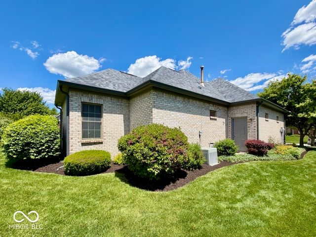 1610 Trainers Circle, Indianapolis, IN 46239