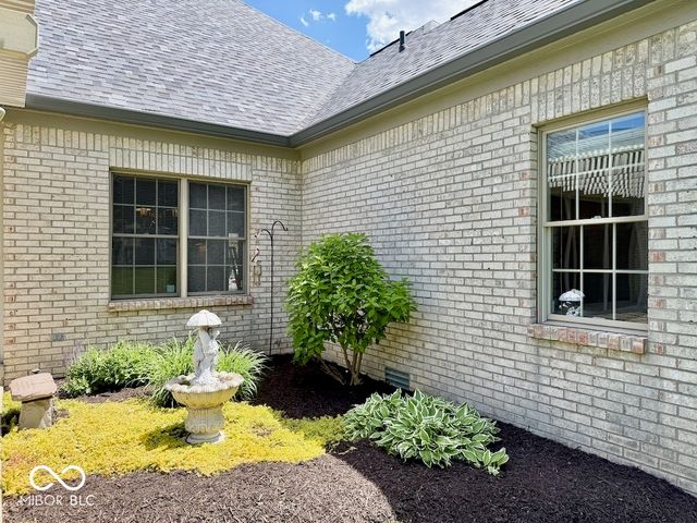 1610 Trainers Circle, Indianapolis, IN 46239