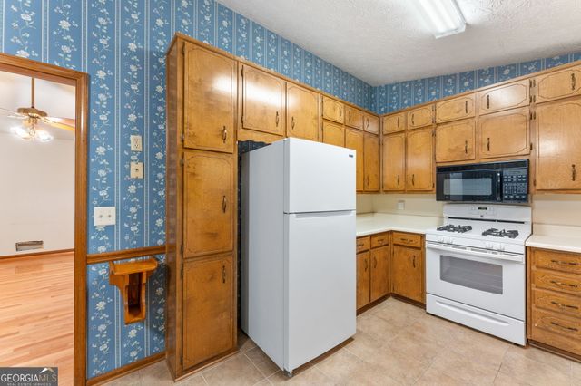 2750 Old Ivy Court, Buford, GA 30519