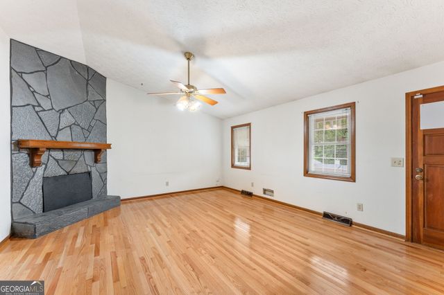 2750 Old Ivy Court, Buford, GA 30519