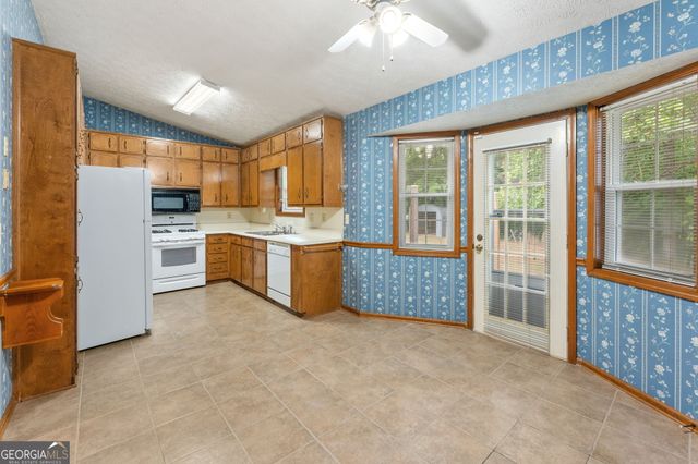 2750 Old Ivy Court, Buford, GA 30519