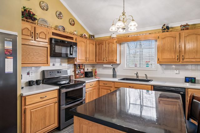 165 Pond Creek Rd, Summertown, TN 38483