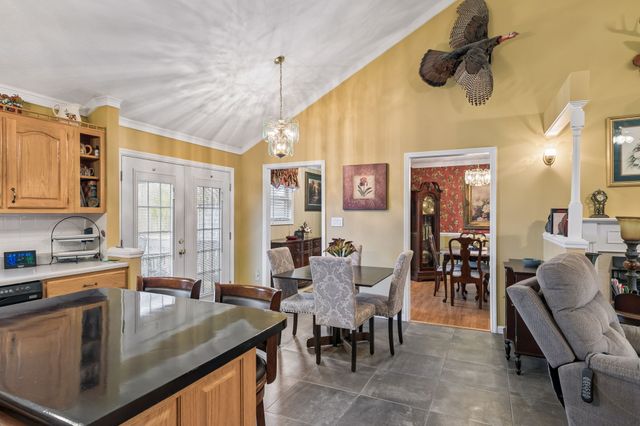 165 Pond Creek Rd, Summertown, TN 38483