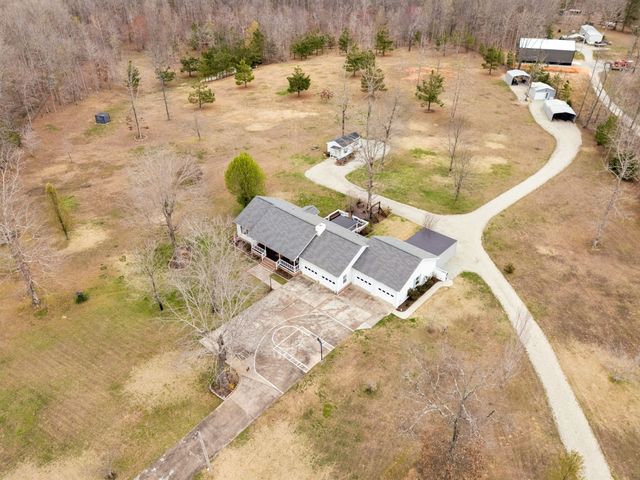 165 Pond Creek Rd, Summertown, TN 38483