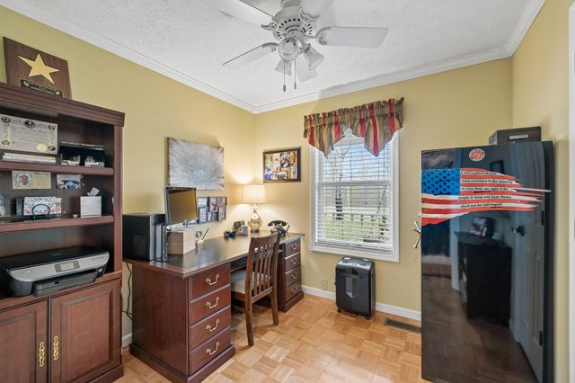 165 Pond Creek Rd, Summertown, TN 38483