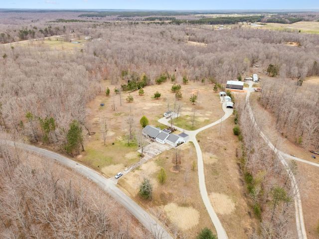 165 Pond Creek Rd, Summertown, TN 38483