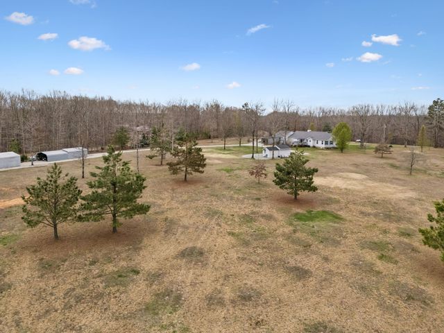 165 Pond Creek Rd, Summertown, TN 38483