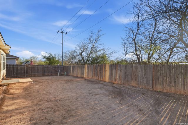 10003 Buescher, San Antonio, TX 78223