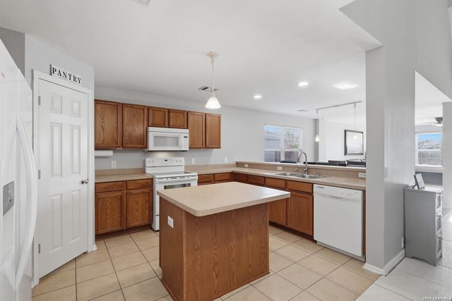 10003 Buescher, San Antonio, TX 78223