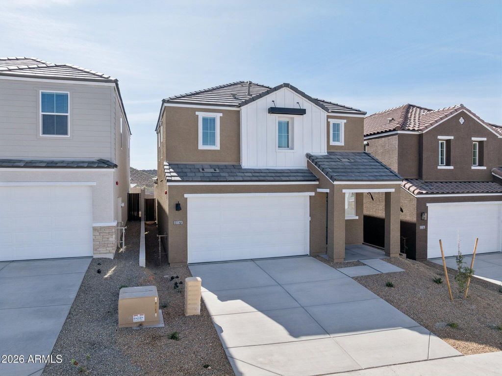 Image 2 of property listing at 11873 W BURNSIDE Trail, Peoria, AZ 85383