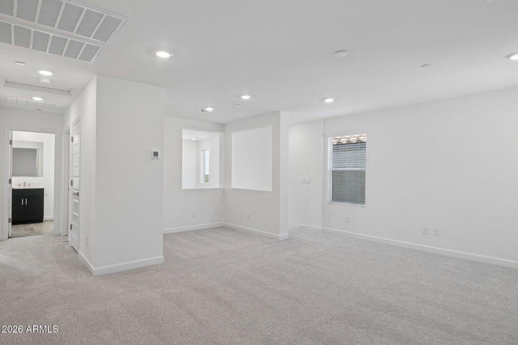 Image 21 of property listing at 11873 W BURNSIDE Trail, Peoria, AZ 85383