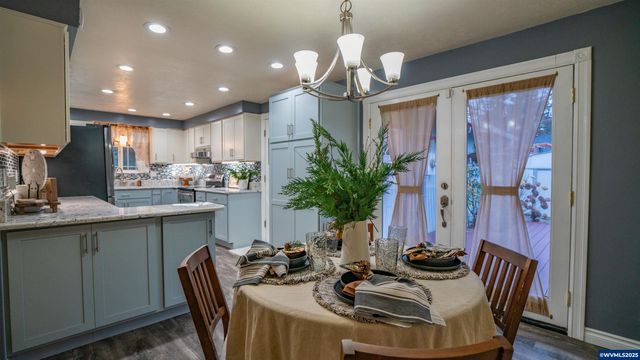 3236 48th Av NE, Salem, OR 97305