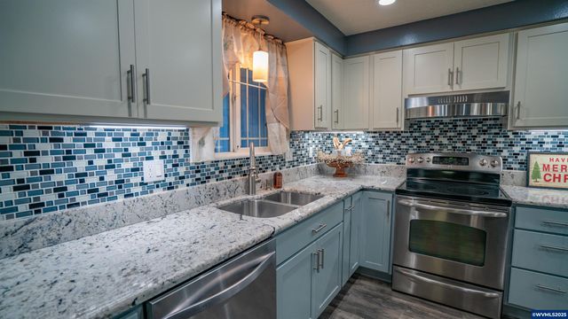 3236 48th Av NE, Salem, OR 97305