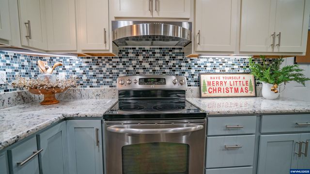 3236 48th Av NE, Salem, OR 97305