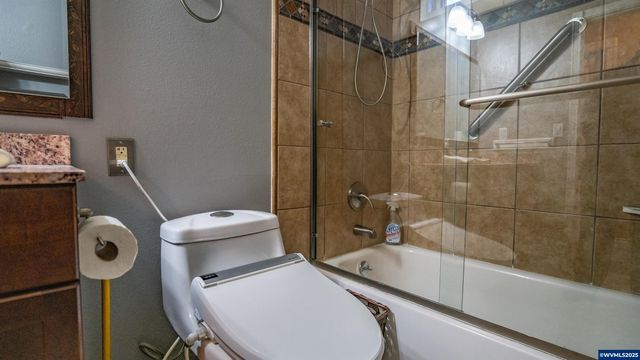 3236 48th Av NE, Salem, OR 97305