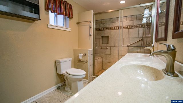 3236 48th Av NE, Salem, OR 97305