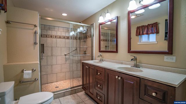 3236 48th Av NE, Salem, OR 97305