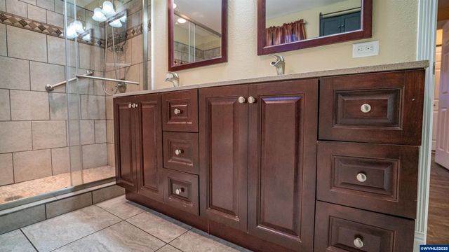 3236 48th Av NE, Salem, OR 97305