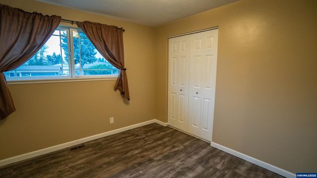 3236 48th Av NE, Salem, OR 97305