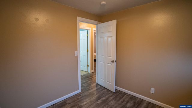 3236 48th Av NE, Salem, OR 97305