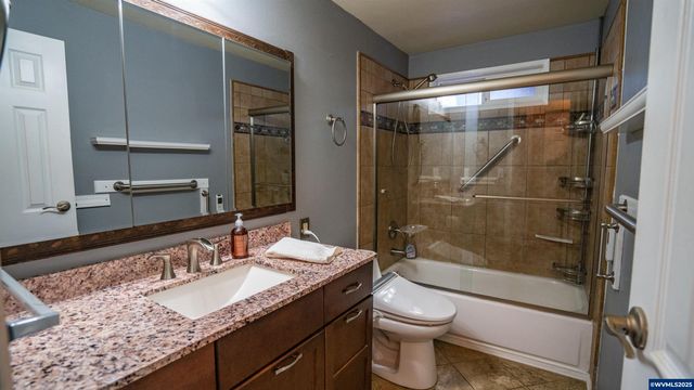 3236 48th Av NE, Salem, OR 97305