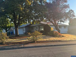 3236 48th Av NE, Salem, OR 97305