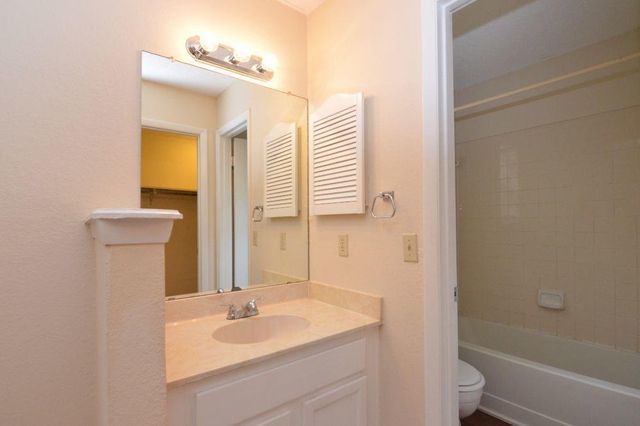 12206 Alderbrook DR A, Austin, TX 78758