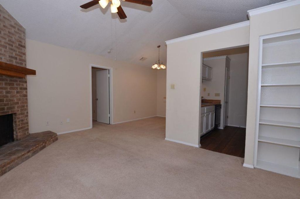 12206 Alderbrook DR A, Austin, TX 78758