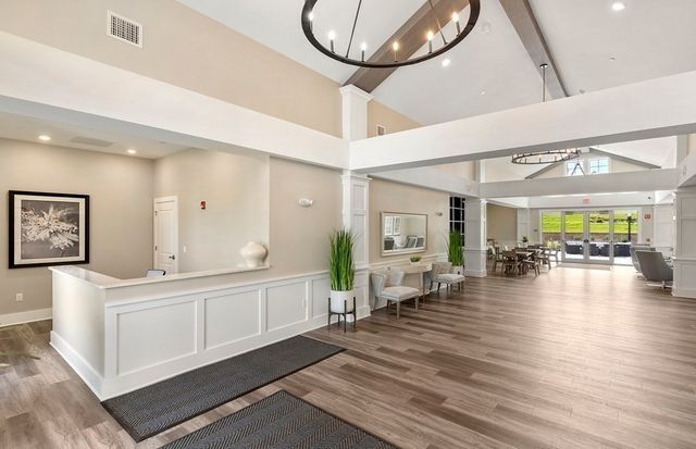 5 Peters Farm Way 308, Westborough, MA 01581