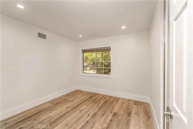 23812 Archwood, West Hills, CA 91307