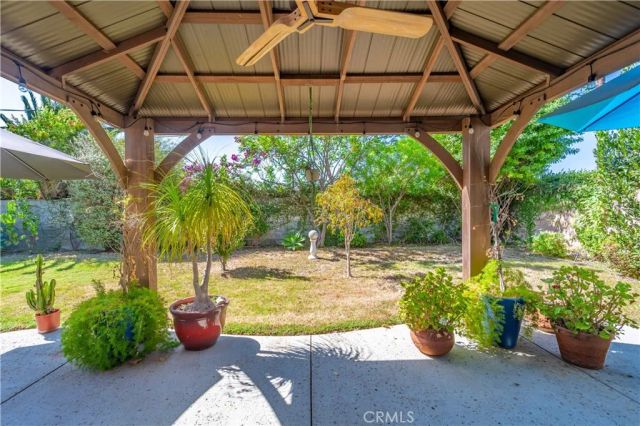 23812 Archwood, West Hills, CA 91307