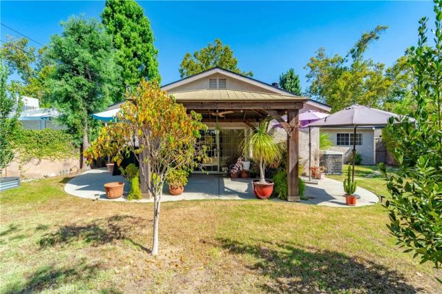 23812 Archwood, West Hills, CA 91307