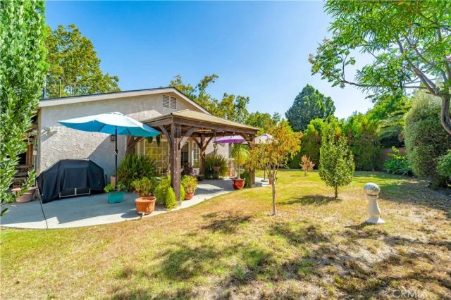 23812 Archwood, West Hills, CA 91307