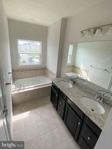745 QUARRY POINT RD, Malvern, PA 19355