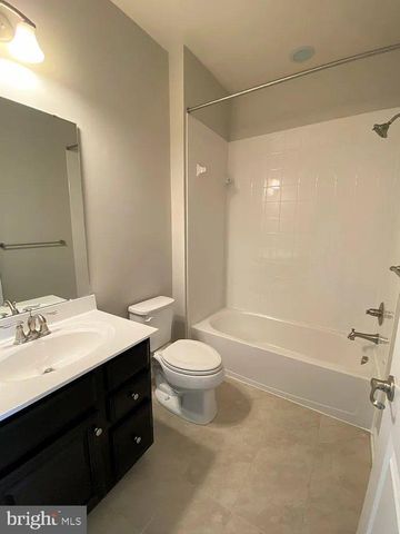 745 QUARRY POINT RD, Malvern, PA 19355