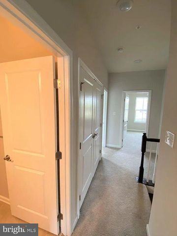 745 QUARRY POINT RD, Malvern, PA 19355