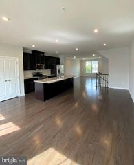 745 QUARRY POINT RD, Malvern, PA 19355