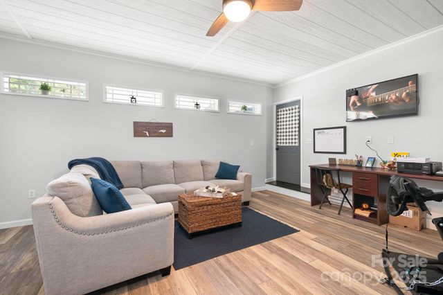 720 Cricket Lane, Mt Ulla, NC 28125