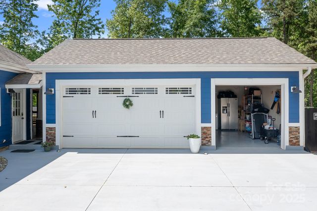 720 Cricket Lane, Mt Ulla, NC 28125