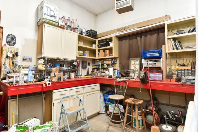 16232 E 1st ST, Bayview, ID 83803