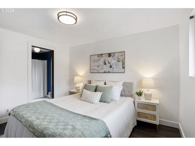 1885 CHURCHILL St, Eugene, OR 97405