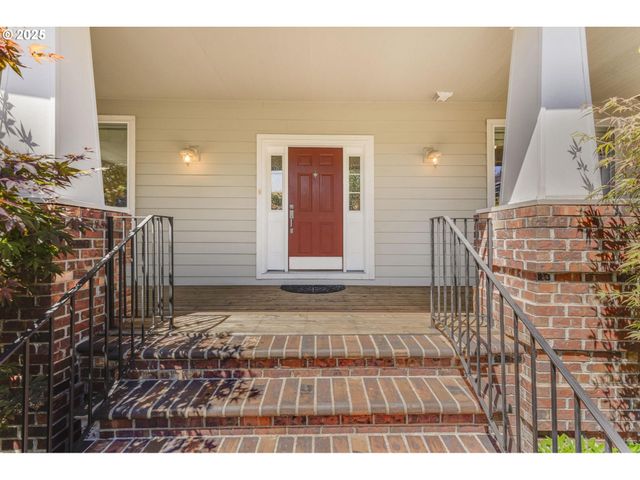 8441 Nw HAWKINS Blvd, Portland, OR 97229